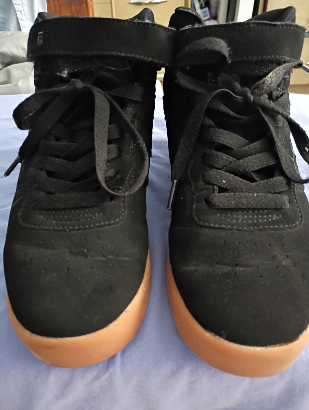 Fila Vulc 13 High Top Sneakers Black Gum Sole Size 3.5 Youth Fits Women 5